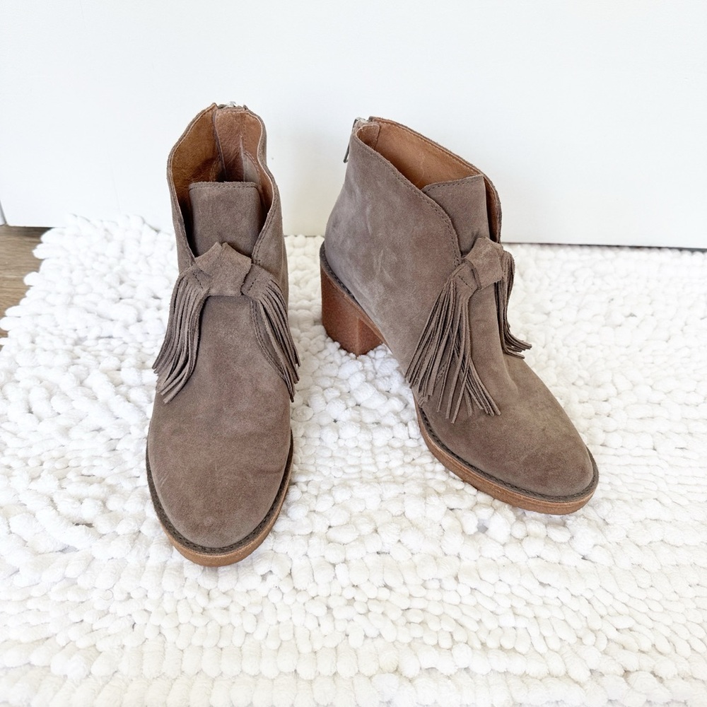 UGG Corin suede tassel booties size 7 grey brown rubber soles - Picture 2 of 7